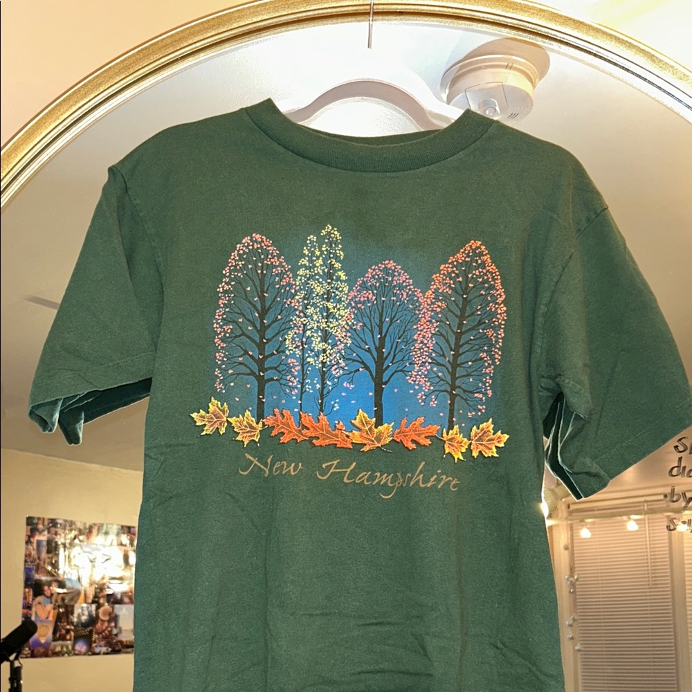 Green New Hampshire Graphic T-Shirt